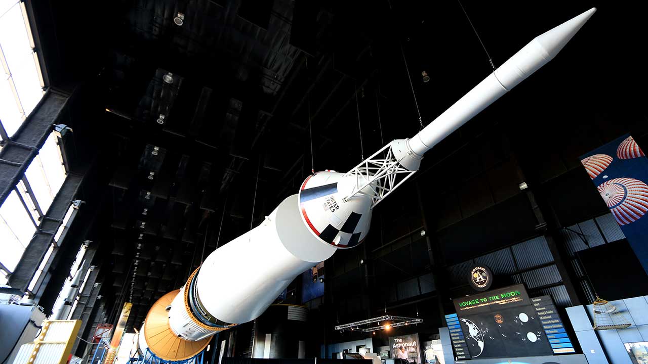 The Saturn V's Command Module and Launch Escape System 