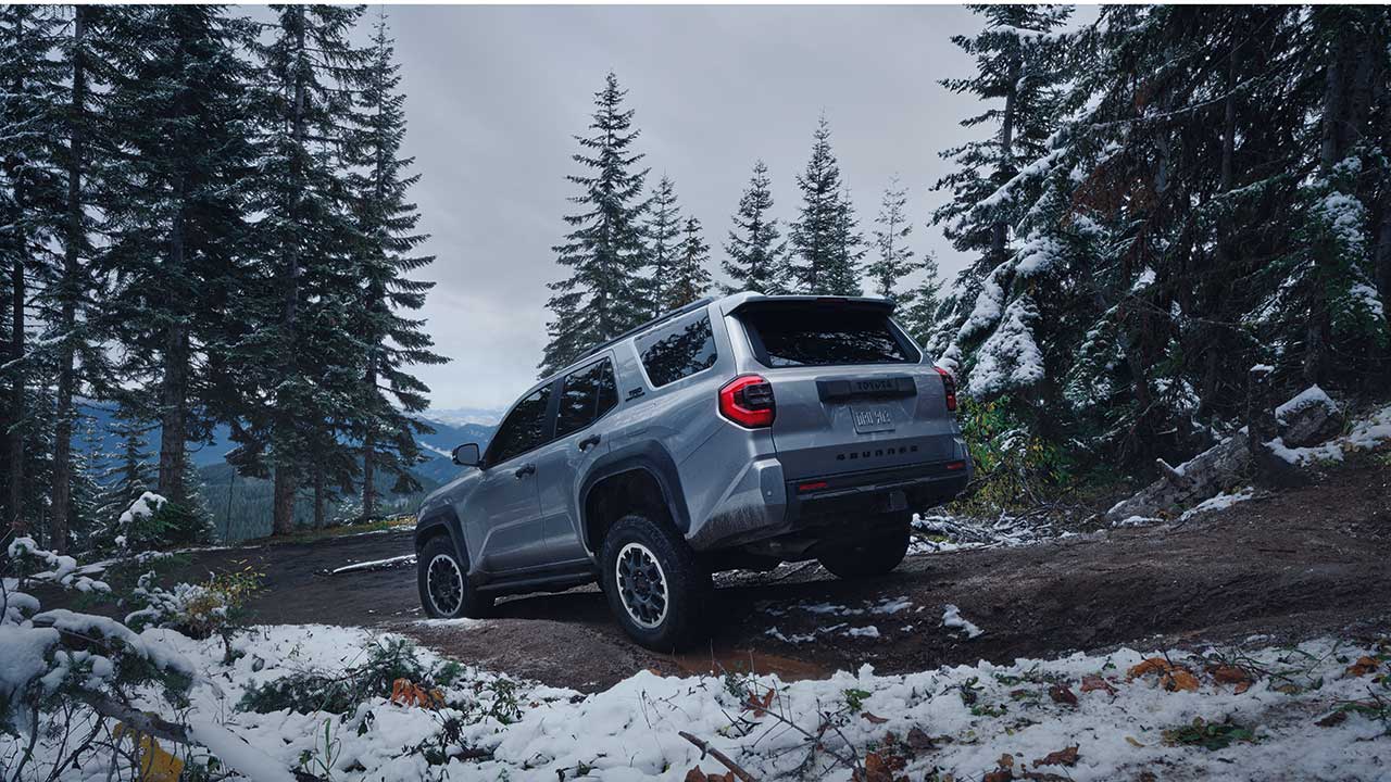 Toyota 4Runner offroading through creek
