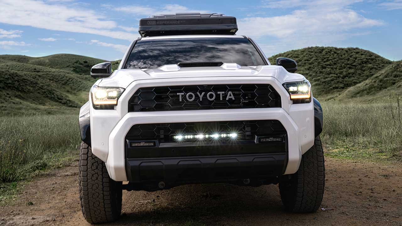 White 4Runner with Rooftop cargo